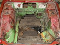 IMG_0305 Und ein fast leerer Motorraum