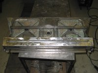 IMG_2153 Die ersten Reparaturbleche sind eingesetzt